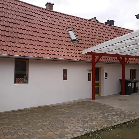 Schwedenhaus Holiday home Edenkoben